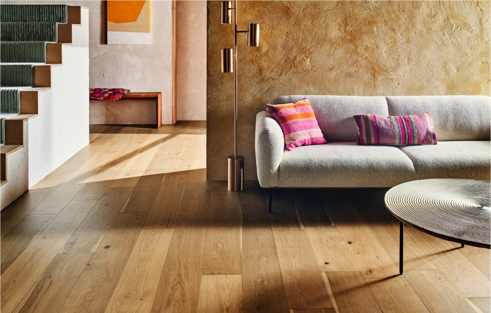 hardwood floors modern living room